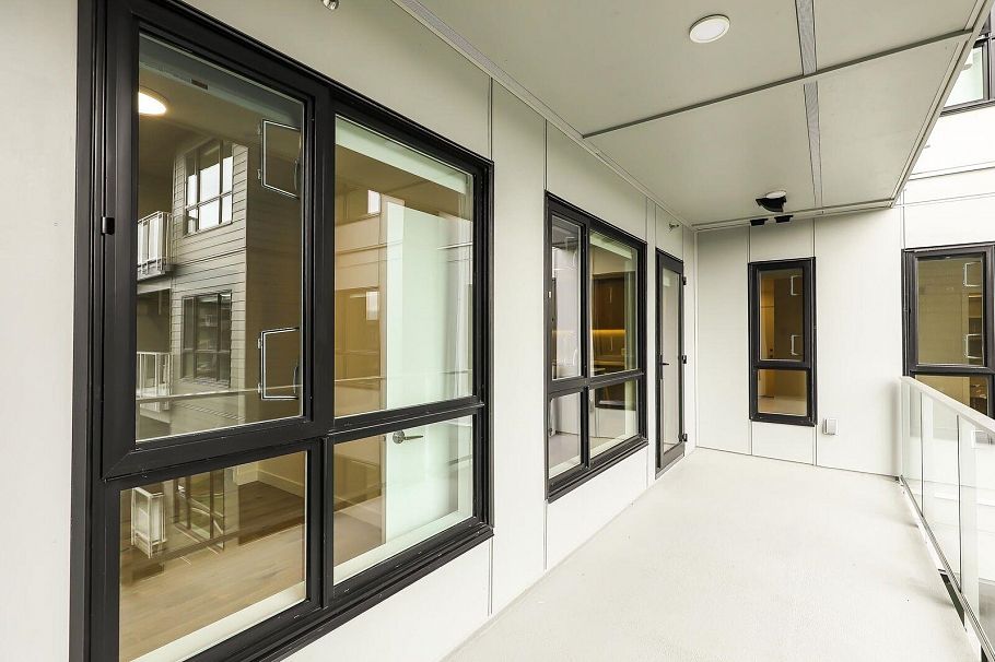 206 3594 Malsum Drive North Vancouver, BC - 29