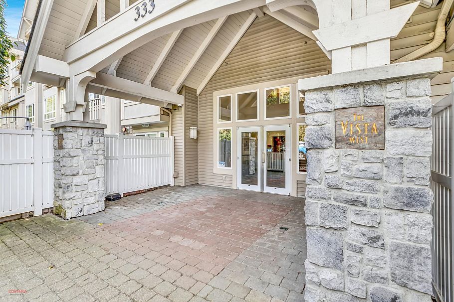 208 333 E 1st Street North Vancouver, BC - 17