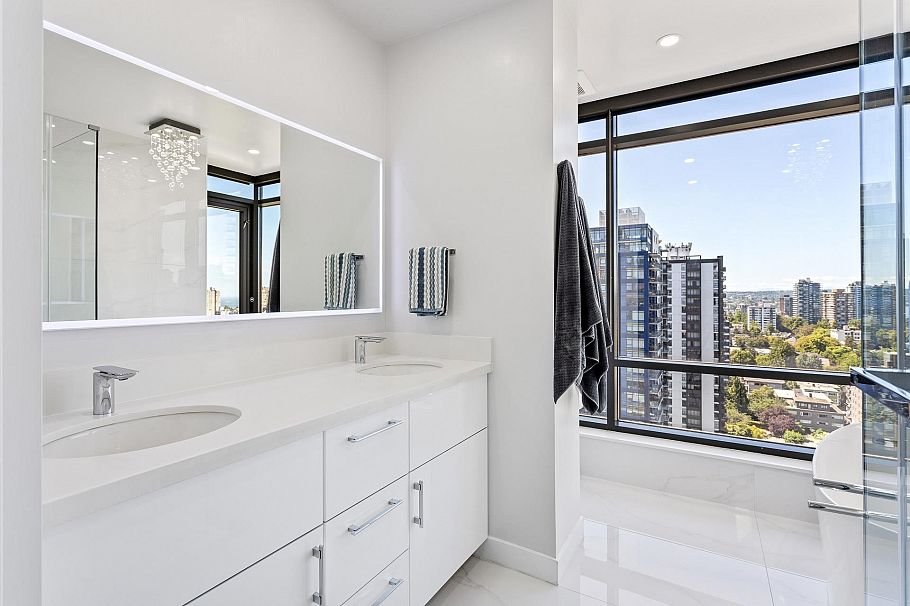 15C 1500 Alberni Street Vancouver, BC - 23