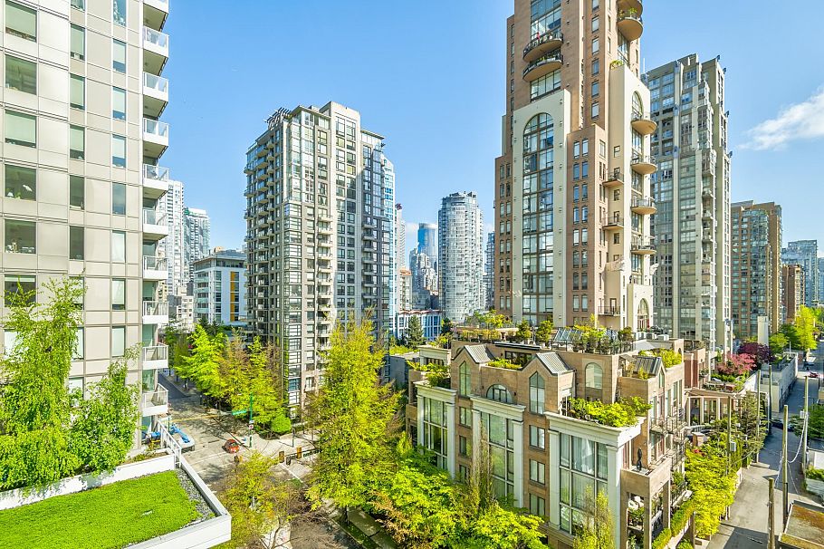 1001 1323 Homer Street Vancouver, BC - 21