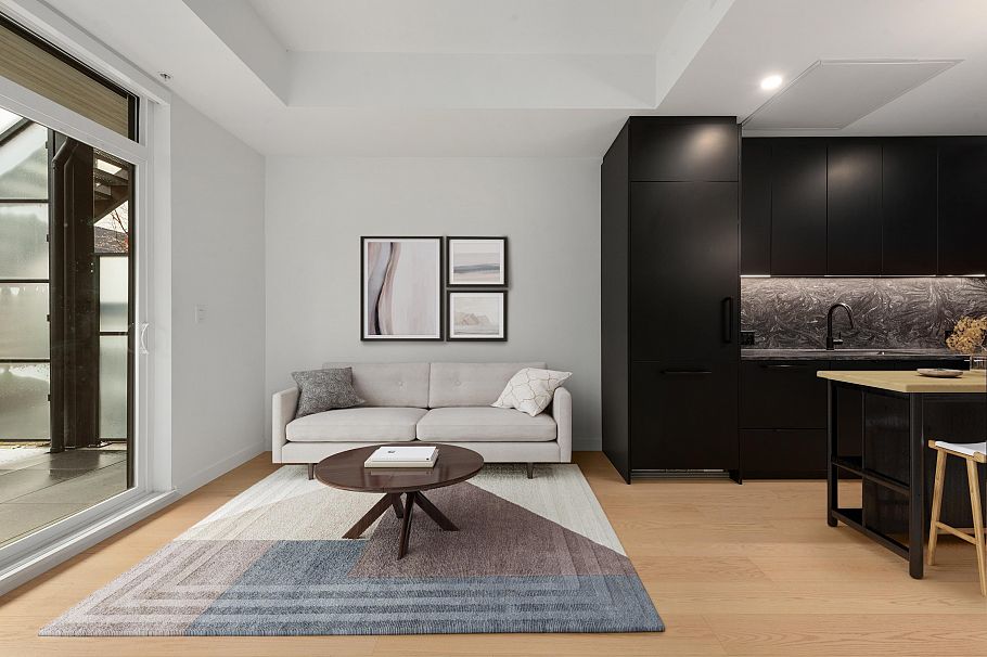 122 650 E 2nd Street North Vancouver, BC - 2