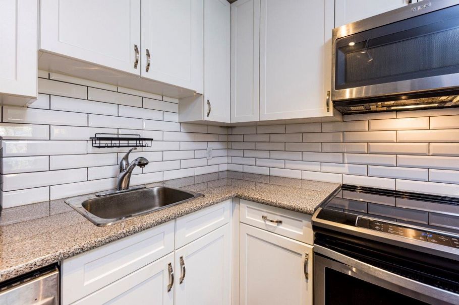 212 236 W 2nd Street North Vancouver, BC - 15