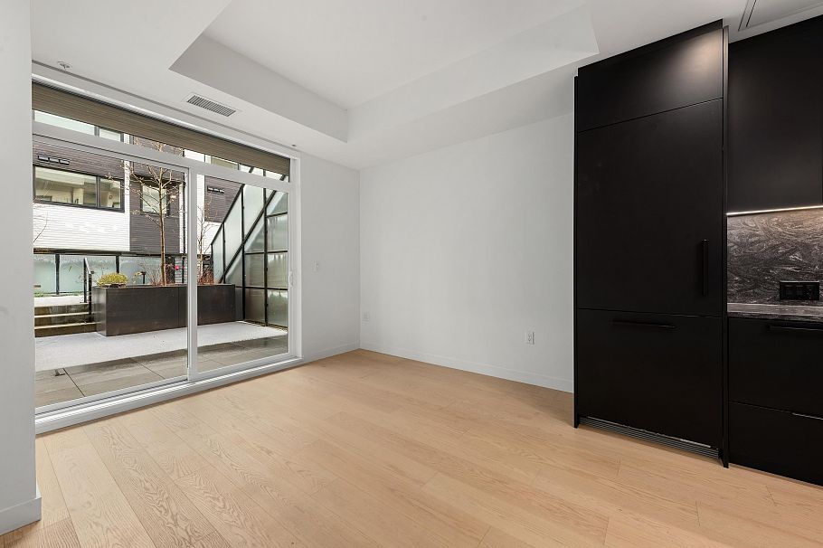 122 650 E 2nd Street North Vancouver, BC - 8