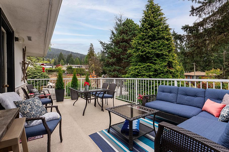 509 Granada Crescent North Vancouver, BC - 16