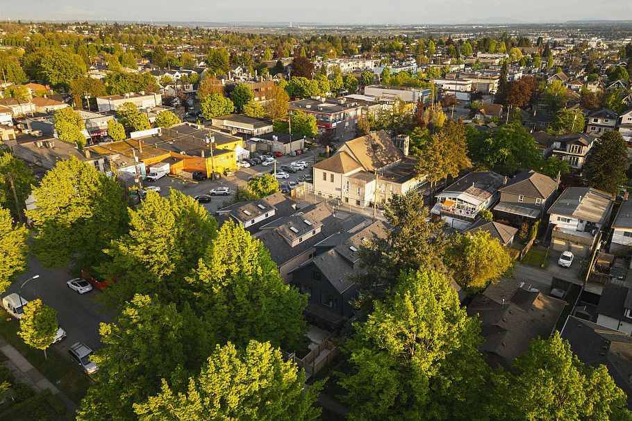1 620 E 46th Avenue Vancouver, BC - 30