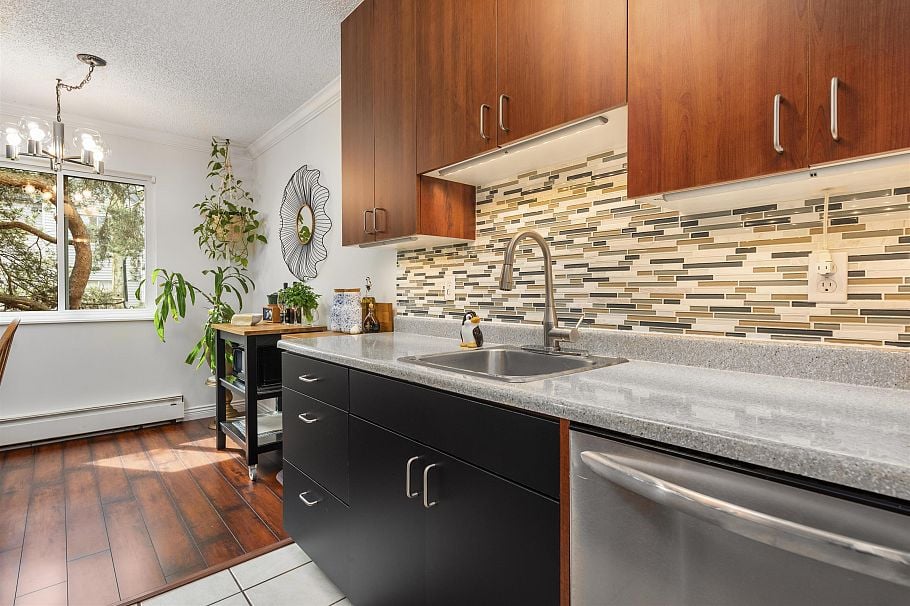 204 725 Commercial Drive Vancouver, BC - 9