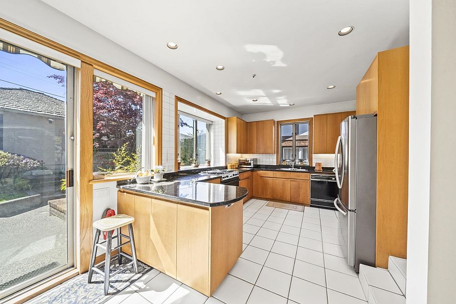 4233 Quesnel Drive Vancouver, BC - 13