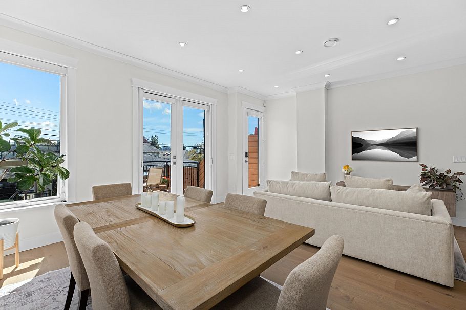 215 E 22nd Street North Vancouver, BC - 10