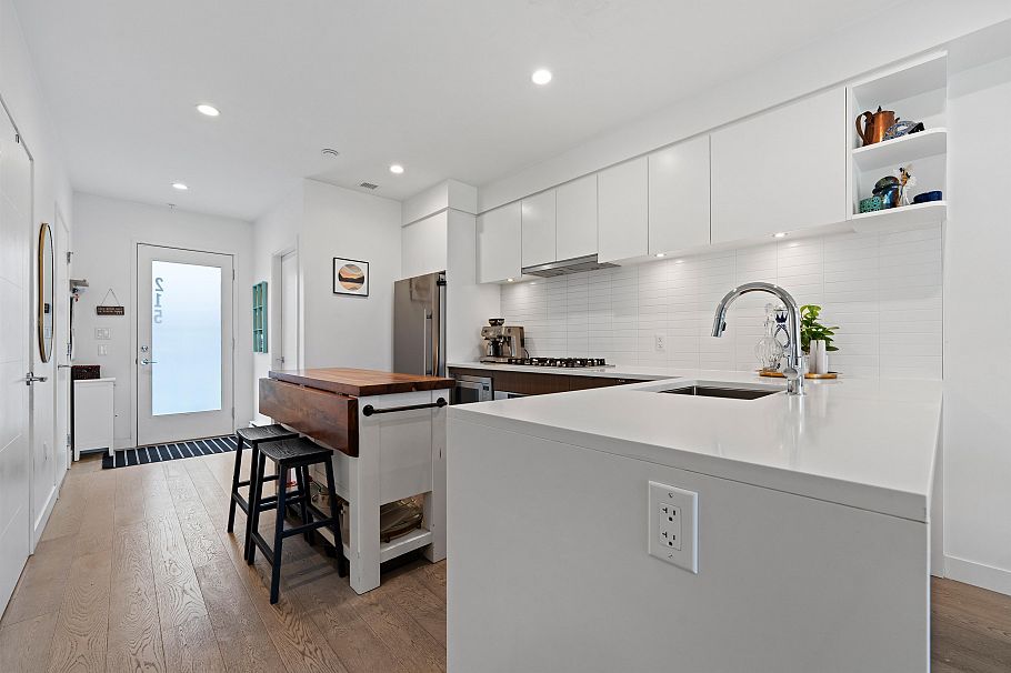 215 311 E 16th Avenue Vancouver, BC - 11