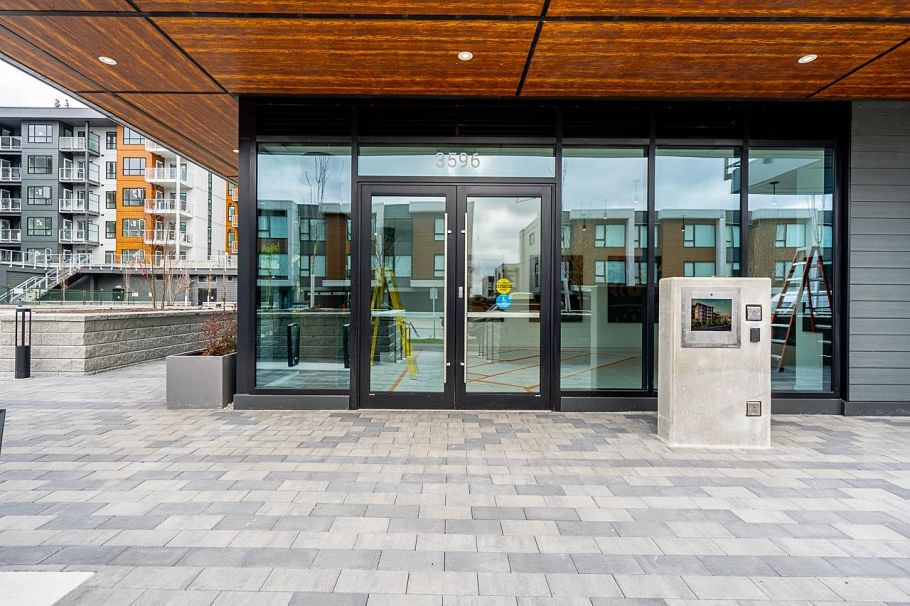 412 3596 Malsum Drive North Vancouver, BC - 7