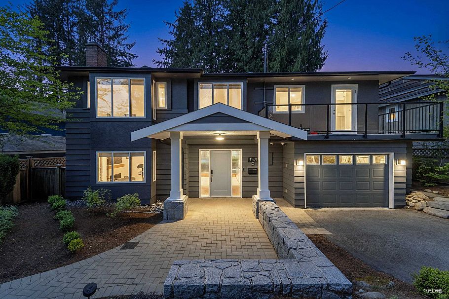 3521 Duval Road North Vancouver, BC - 2