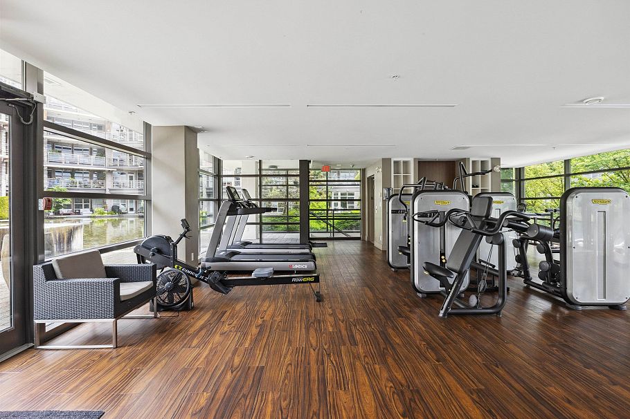 418 3606 Aldercrest Drive North Vancouver, BC - 37