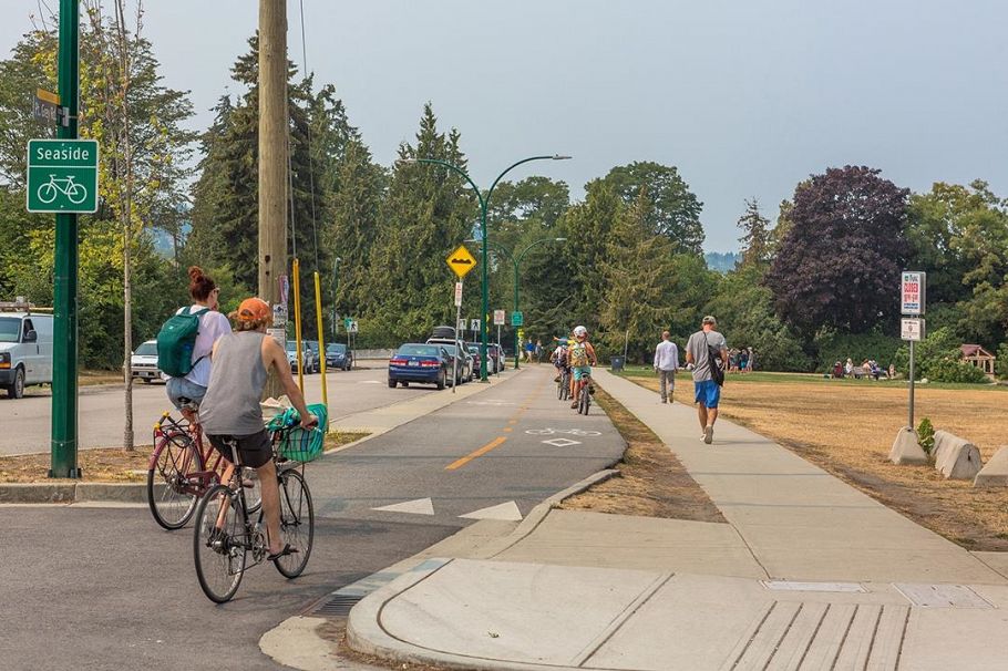 B 3546 Point Grey Road Vancouver, BC - 22