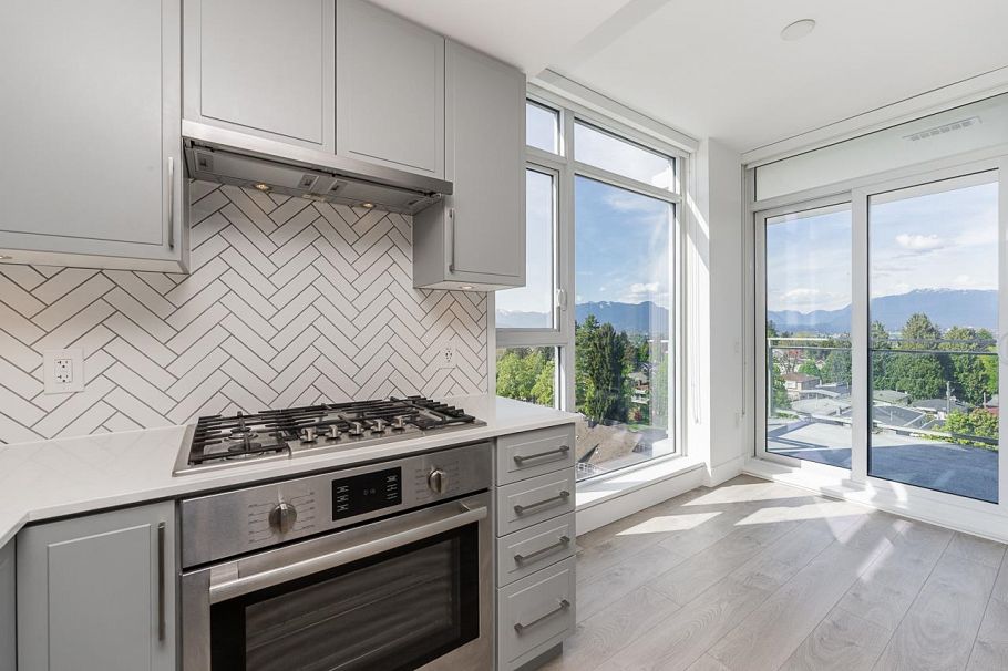 807 2435 Kingsway Vancouver, BC - 6