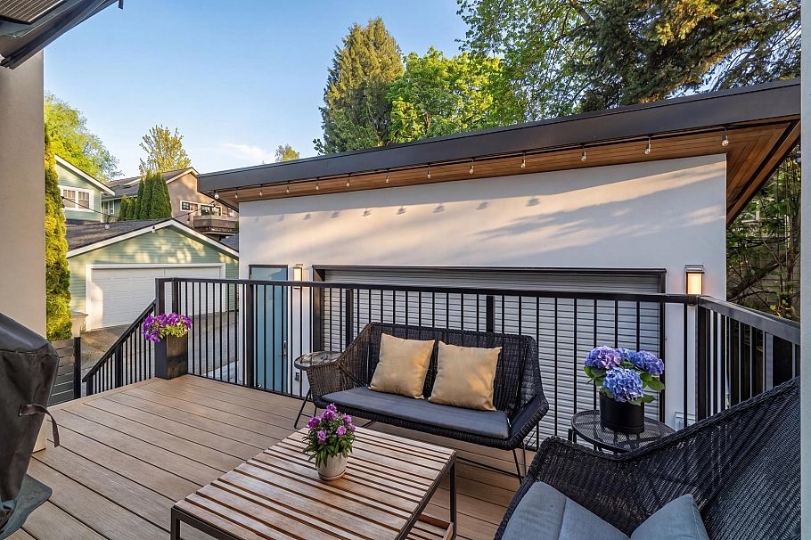 820 W 23rd Avenue Vancouver, BC - 11