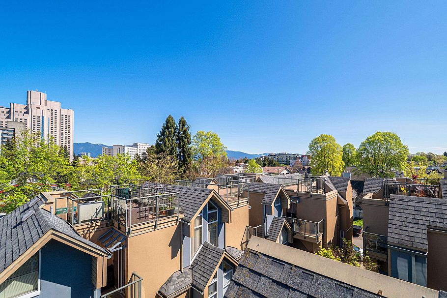 3033 Laurel Street Vancouver, BC - 31