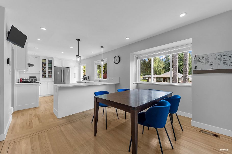 3521 Duval Road North Vancouver, BC - 12