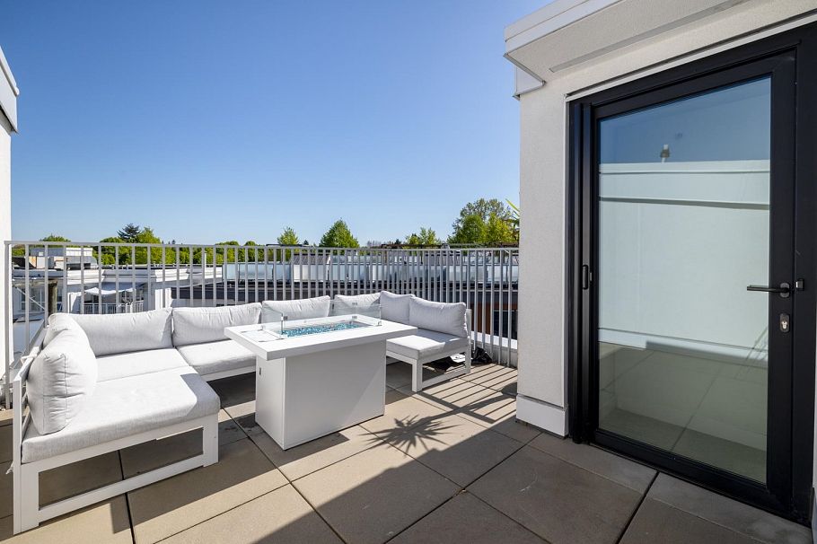 216 322 E 15th Avenue Vancouver, BC - 24