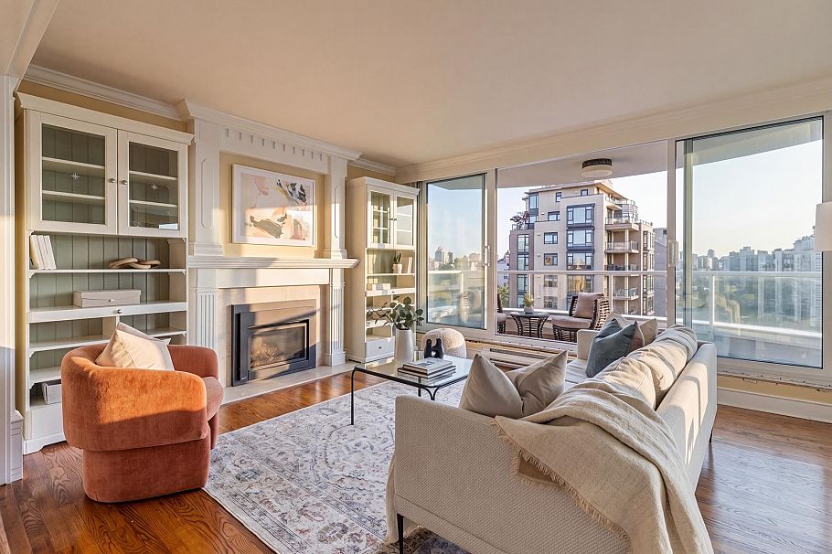 903 2350 W 39th Avenue Vancouver, BC - 1