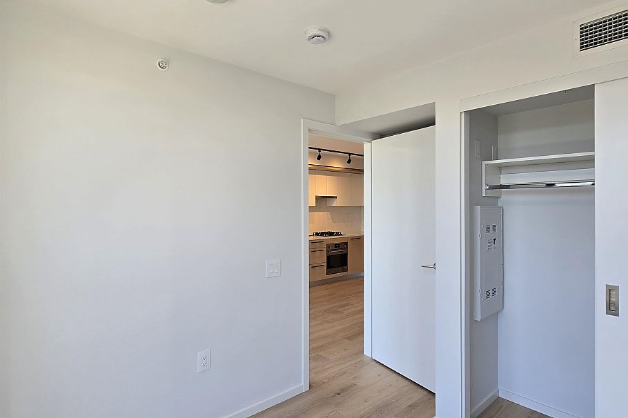 363 5189 EARLES STREET, Vancouver BC V5R 0M7 Vancouver, BC - 17