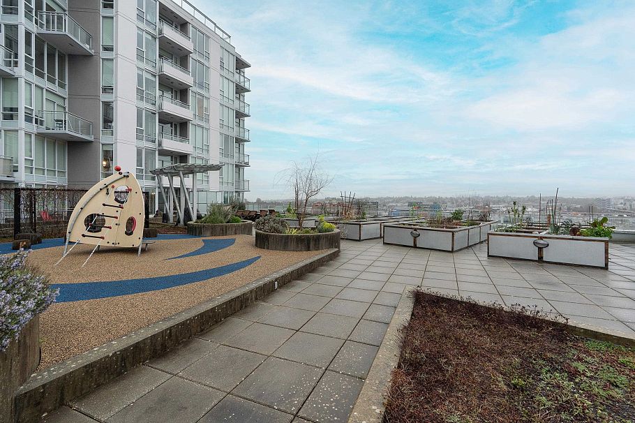 311 1618 Quebec Street Vancouver, BC - 33