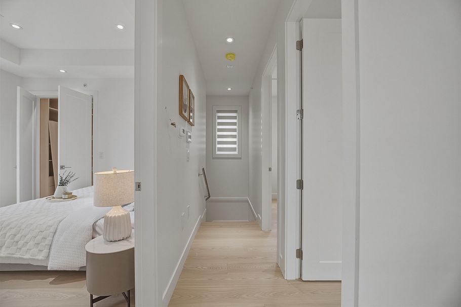 3112 W 42nd Avenue Vancouver, BC - 11