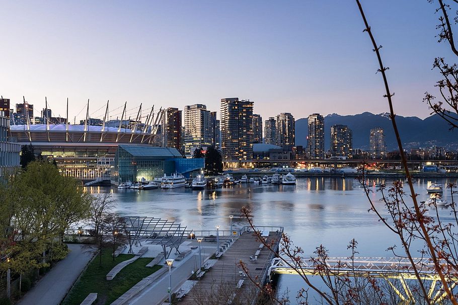 501 138 Athletes Way Vancouver, BC - 36