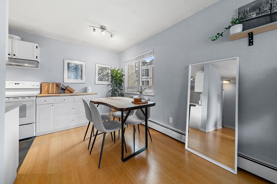 312 131 W 4th Street North Vancouver, BC - 6