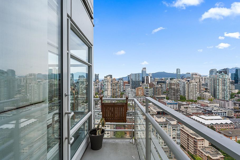 3605 1199 Marinaside Crescent Vancouver, BC - 13
