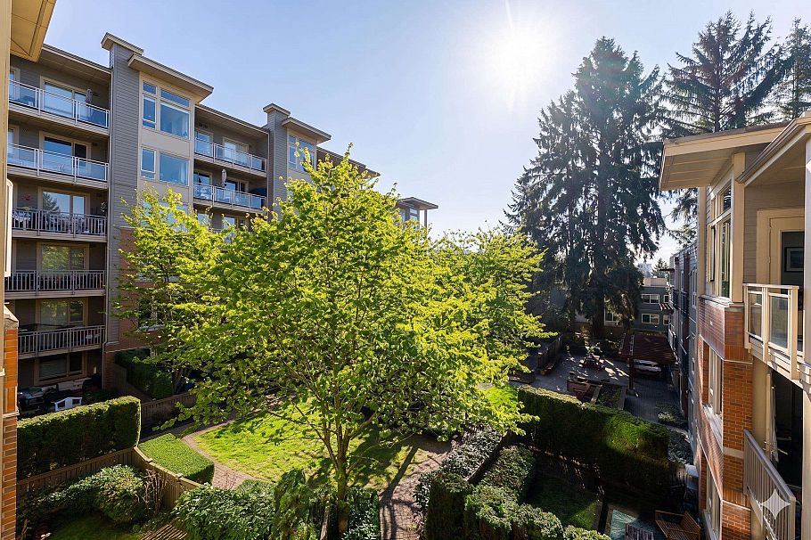 311 159 W 22nd Street North Vancouver, BC - 2