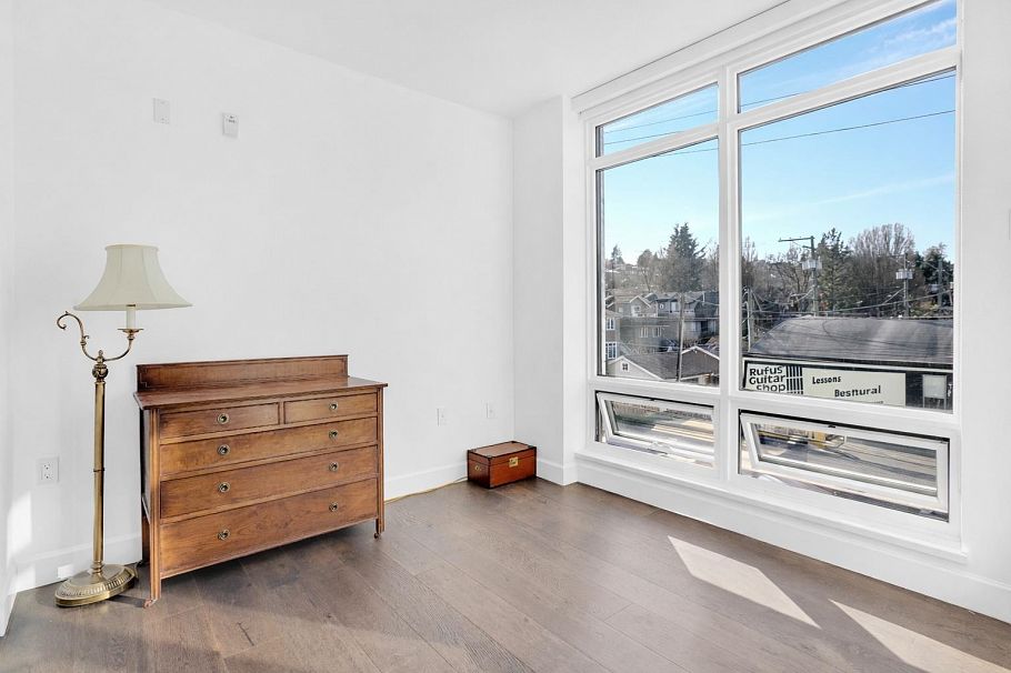 307 3668 W 10th Avenue Vancouver, BC - 12