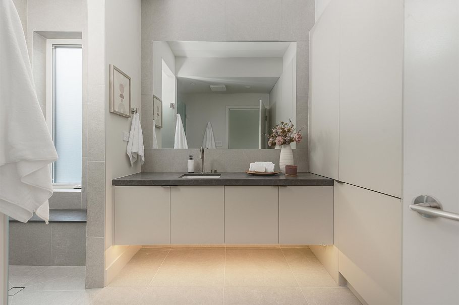 1 620 E 46th Avenue Vancouver, BC - 18
