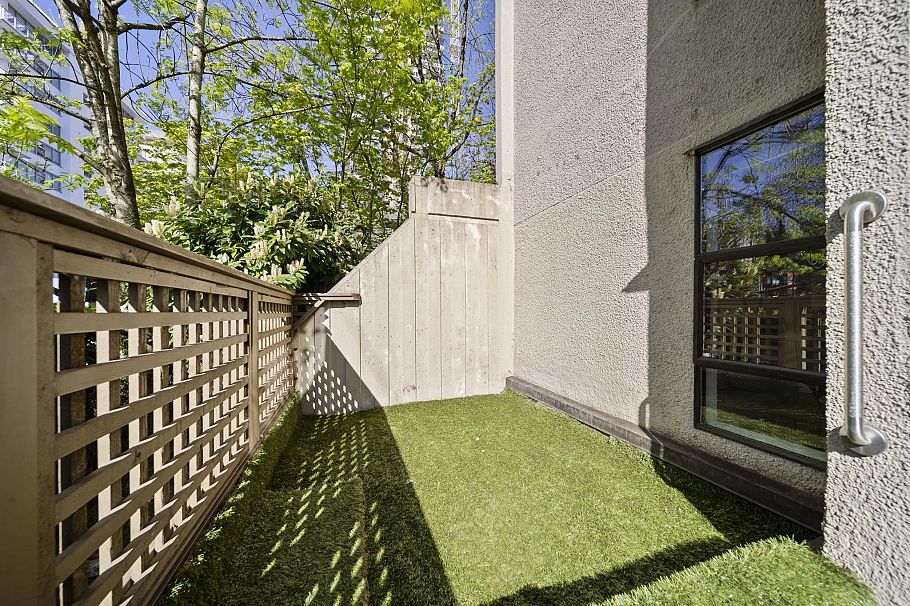 215 1080 Pacific Street Vancouver, BC - 22