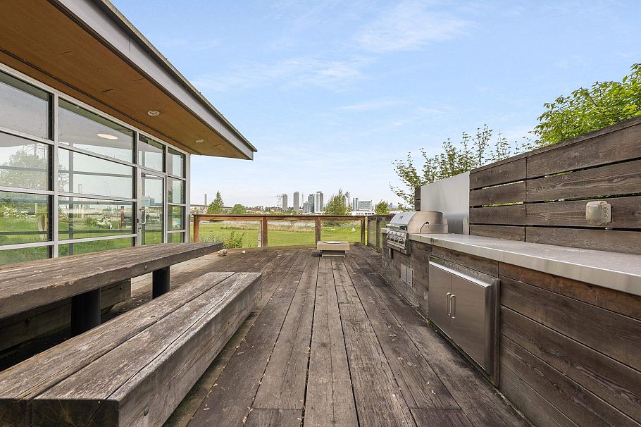 107 10033 River Drive Richmond, BC - 31