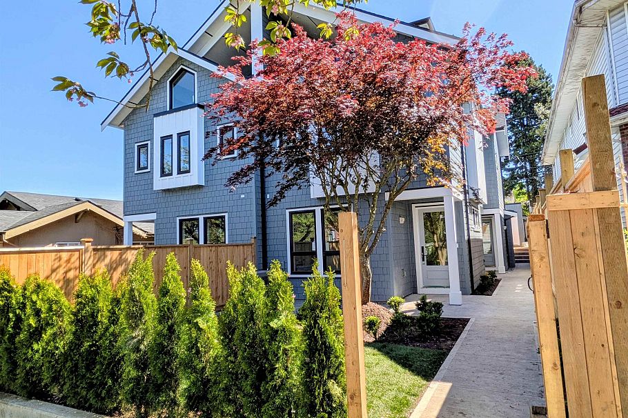 920 E 16th Avenue Vancouver, BC - 2