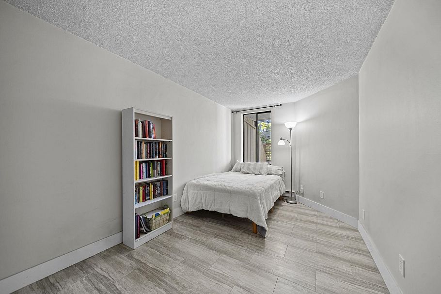 215 1080 Pacific Street Vancouver, BC - 16