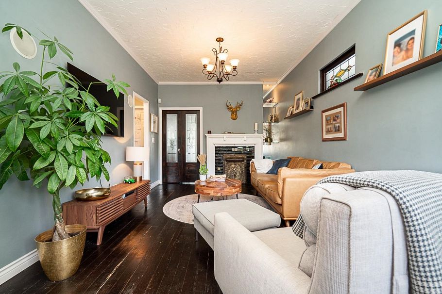 1623 E 12th Avenue Vancouver, BC - 1