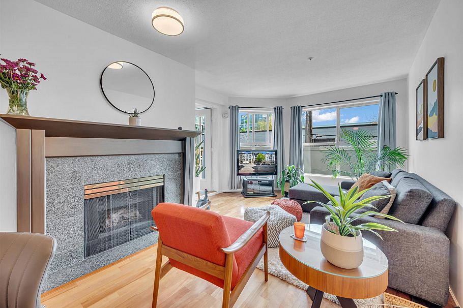 206 511 W 7th Avenue Vancouver, BC - 5