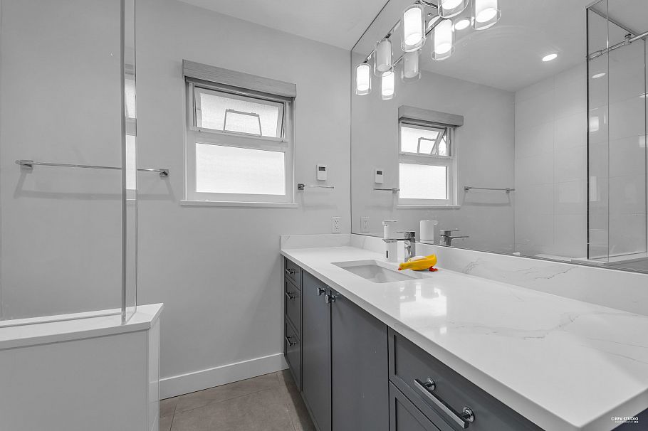 3521 Duval Road North Vancouver, BC - 17