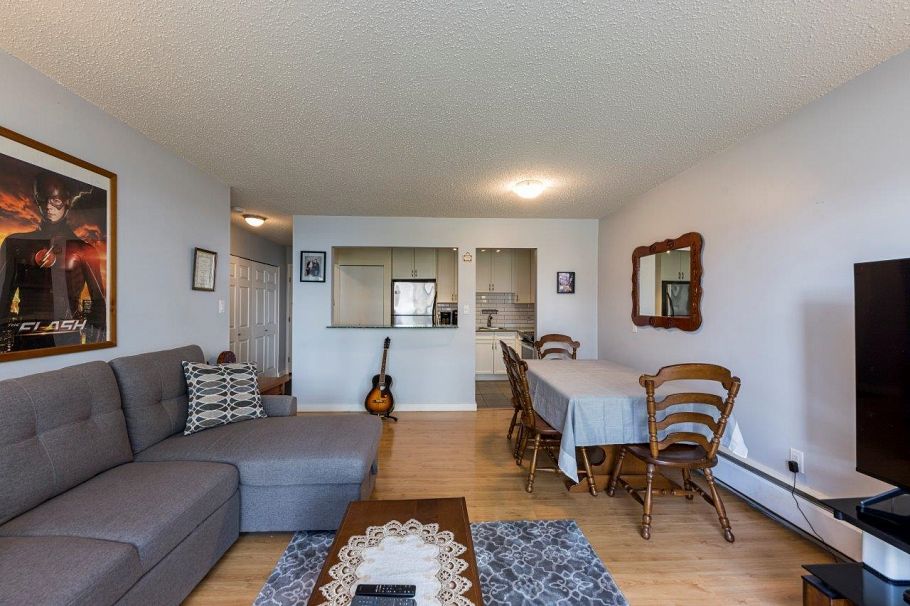 212 236 W 2nd Street North Vancouver, BC - 23