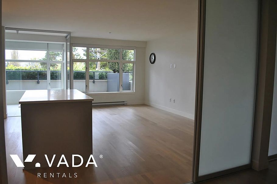 203 4355 W 10th Avenue Vancouver, BC - 4