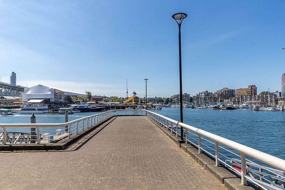 606 455 Beach Crescent Vancouver, BC - 40
