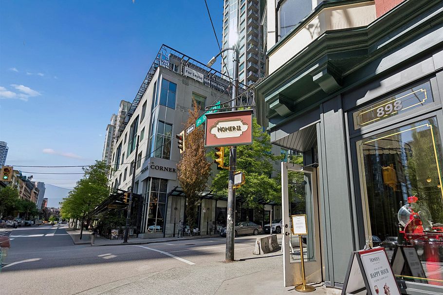 1205 888 Homer Street Vancouver, BC - 32