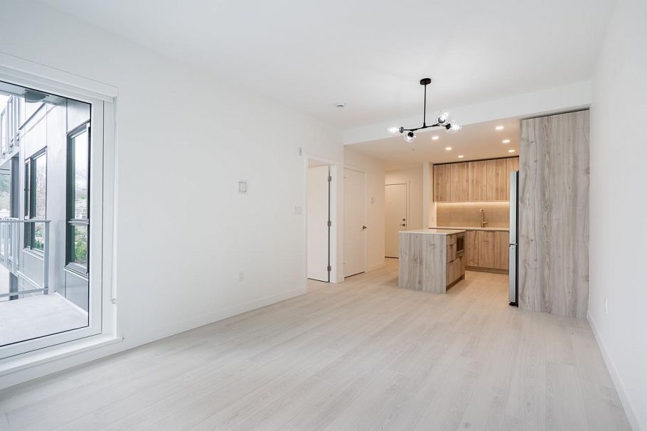 412 3596 Malsum Drive North Vancouver, BC - 19