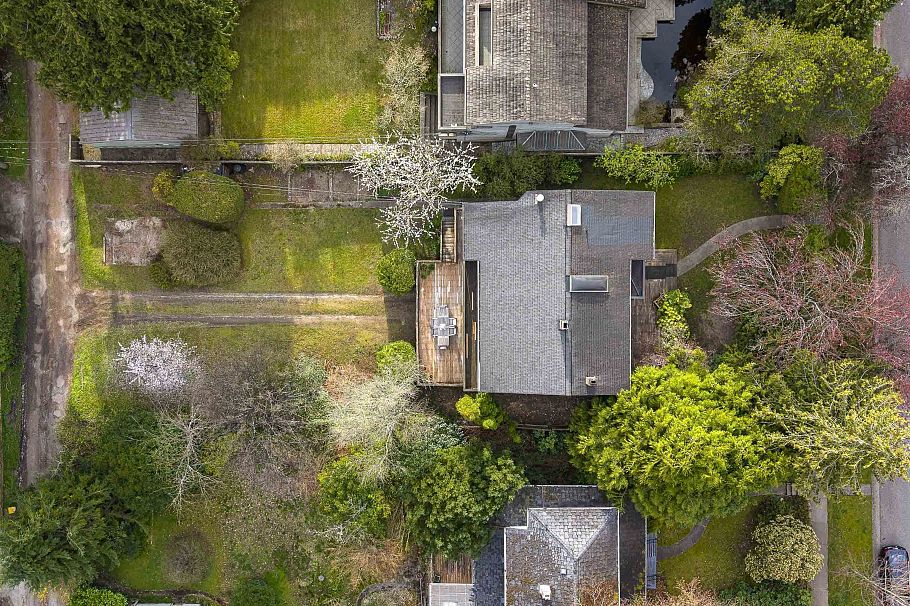 3956 W 38th Avenue Vancouver, BC - 30