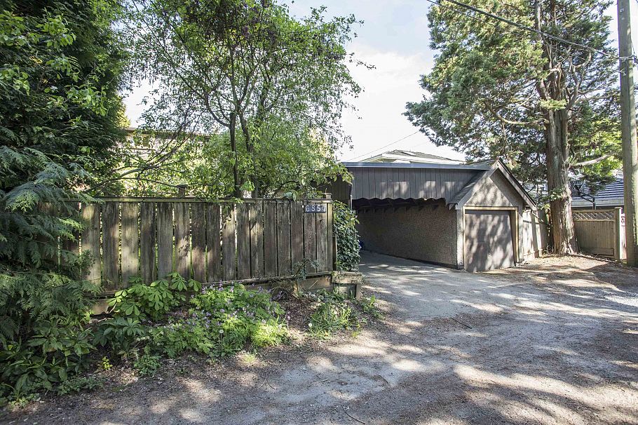 6857 Laburnum Street Vancouver, BC - 30