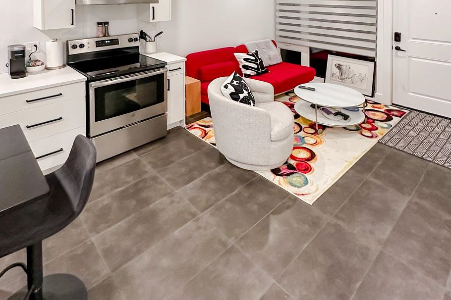 6007 Larch Street Vancouver, BC - 24