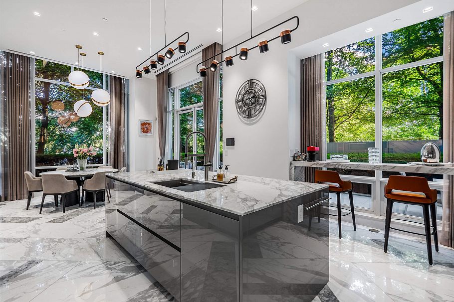 107 323 Jervis Street Vancouver, BC - 11