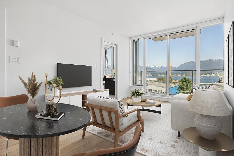559 955 E Hastings Street Vancouver, BC - 1