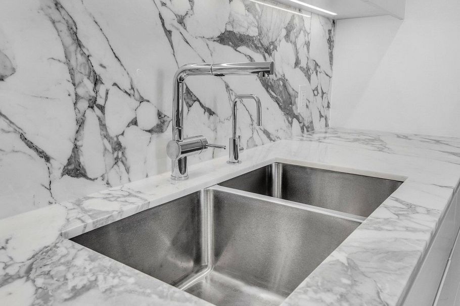 307 3668 W 10th Avenue Vancouver, BC - 3